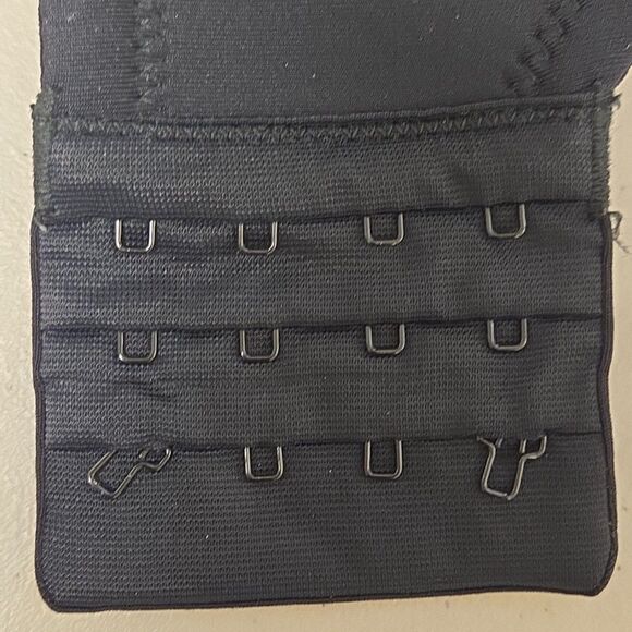 Lot of 2 Vanity Fair Bra 40D Black No Pad Wired 76080 Tan Light Pad Wired 75204 - Picture 16 of 16